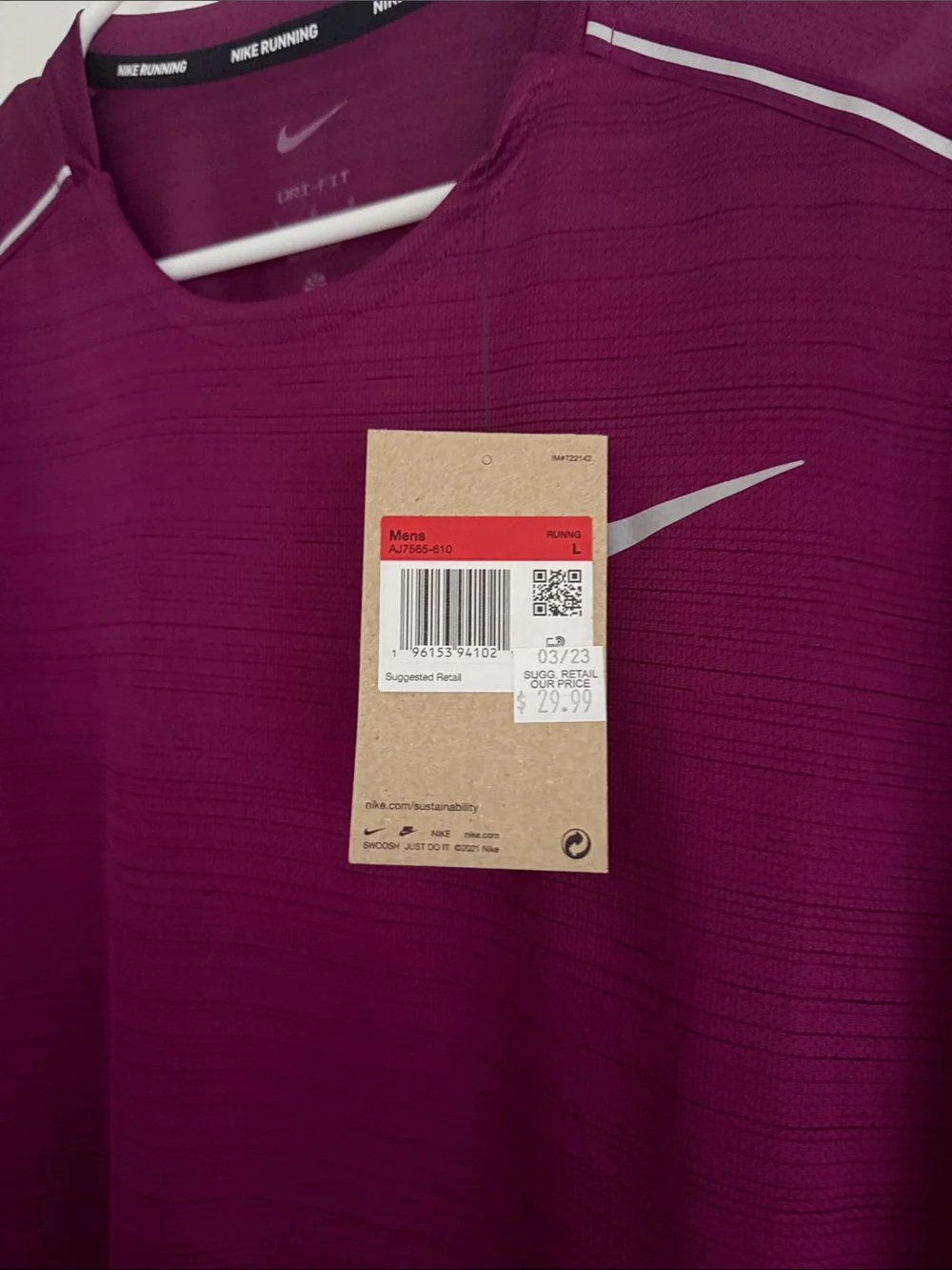 Nike Men’s Deep Berry Short-Sleeve Athletic Shirt size Large
